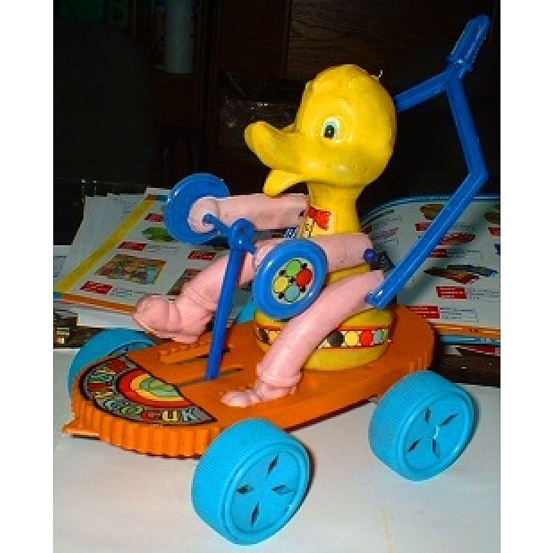 ÇIN ÇIN TEKERLEKLİ ÖRDEK VE BEBEK